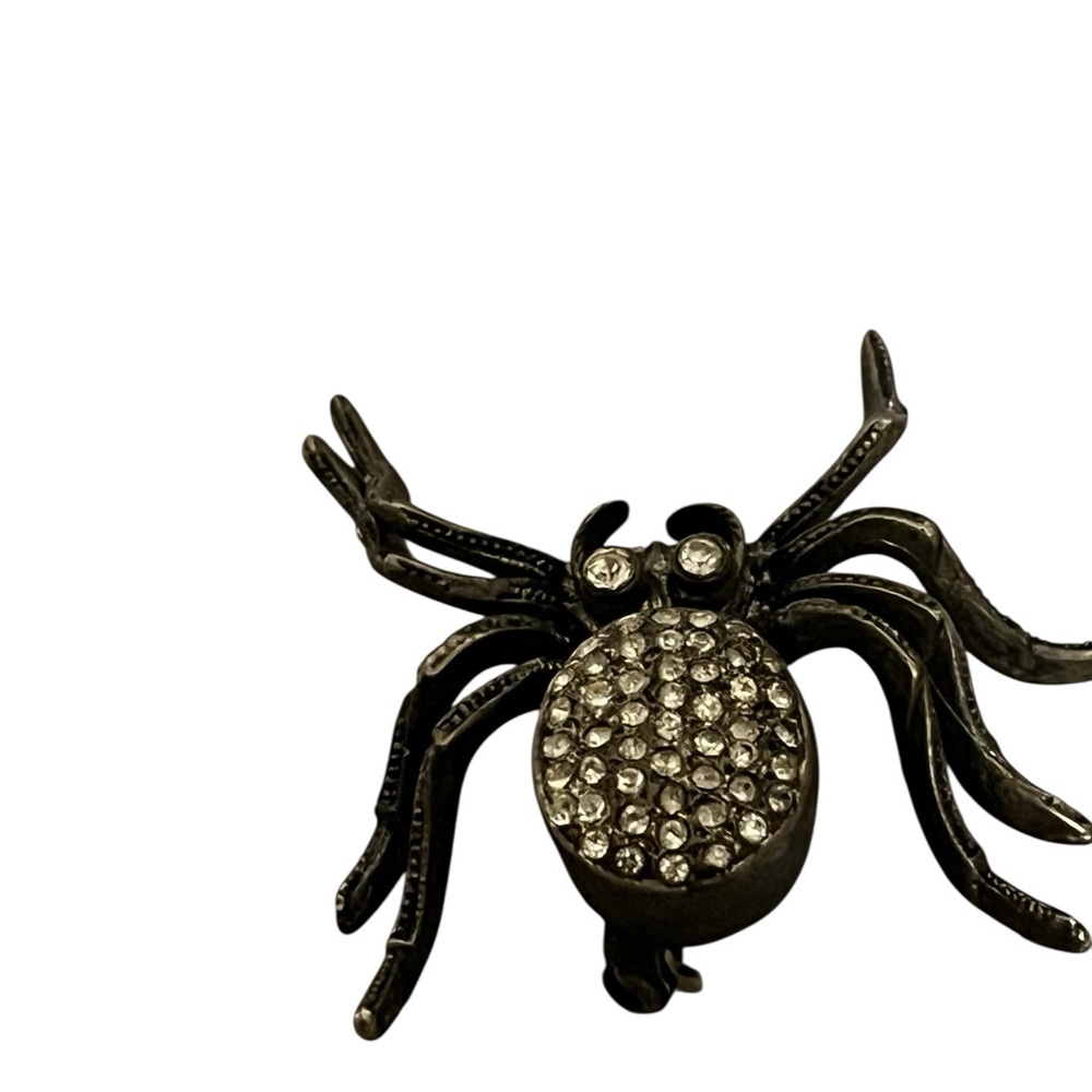 Vintage Marcasite look spider brooch in dark silver - Picture 5 of 7